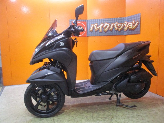 反対側もこの通り状態グッド！専門店でもディーラーでもない量販店の当社だからこそできるこの価格設定！