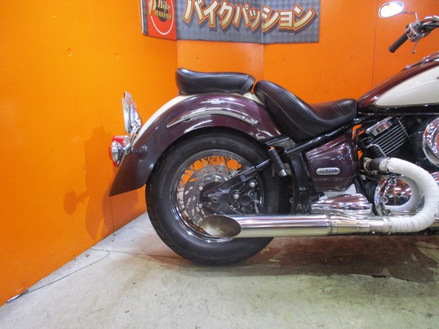 マフラーも勿論社外マフラーに変更済み！ＤＳＣの乗るなら１本だしのこのバズーカタイプですよね！！