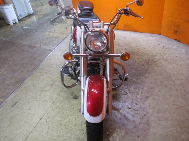 フロントから見てもこの通り状態グッド！購入時はＬＥＤ取付工賃無料ですので是非ともこの機会に！！