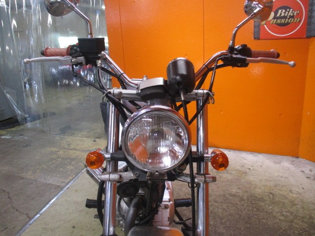 フロントから見てもこの通り状態グッド！今やバンバンも希少車ですので悩むのは本当に危険ですよ！決済価格