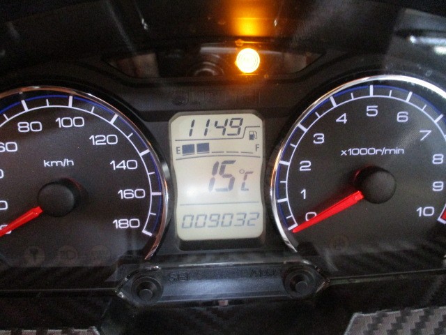 走行もびっくり低走行の９０３２ｋｍ！！来店が難しい場合にはお電話にて通販も可能ですよ！早い者勝ち！！