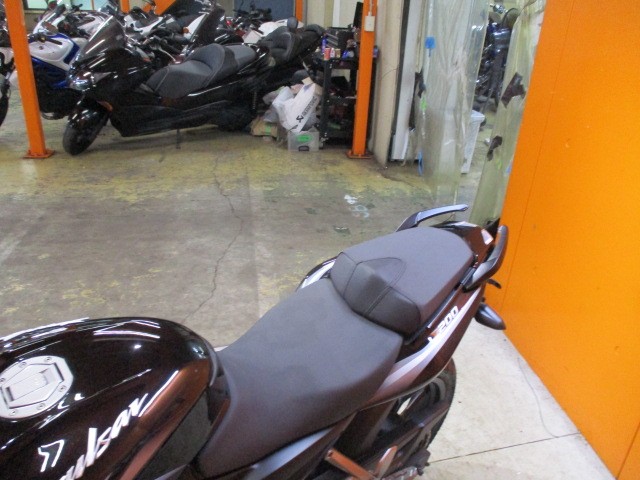 シートもこの通り破れもなくへたりもありません！来店が難しい方はお電話にて通販も可能ですよ！！