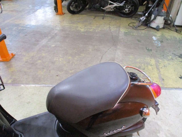 シートもこの通り破れもなくへたりもありません！！来店が難しい方は通販も大歓迎の一台ですよ！！