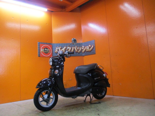 こちらの車両は納車点検を行わないので保証はありませんが支払総額がとってもリーズナブル！！決済価格！！