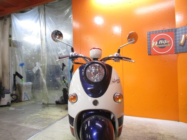 フロントから見てもこの通り状態グッド！！やはりこのカラーのお洒落さは群を抜いていますよ！！