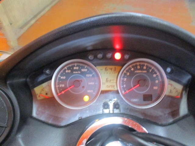 走行もまだまだの１５２９８ｋｍ！！フォルツァＺは純国産ですから燃料消費率１Ｌ＝４３ｋｍの高燃費車！！