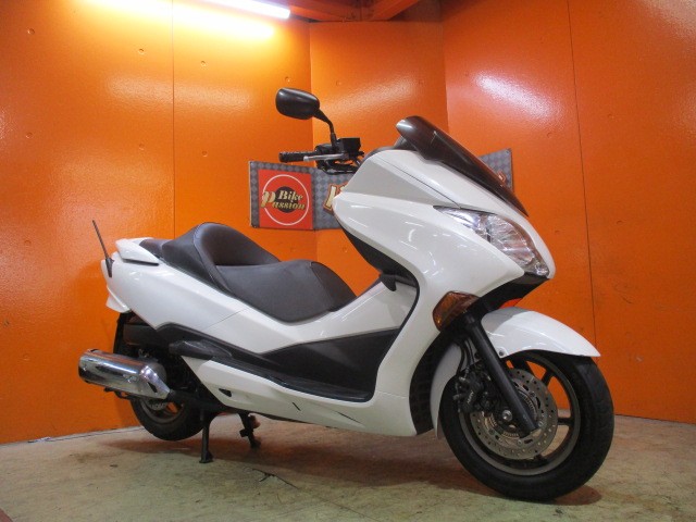 最上級グレードモデルのＡＢＳオーディオＰＫＧが入荷！購入を希望の方は０９０４４１８５３３２小西まで！