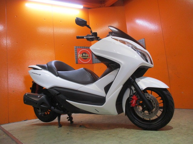 入荷の度に即売れのフォルツァＳｉがまたまた入荷！真剣に購入を希望の方は０９０４４１８５３３２小西まで