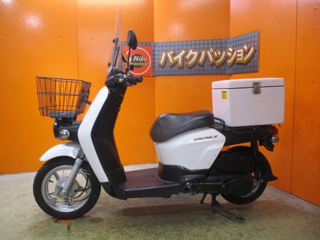 反対側もこの通り状態グッド！専門店でもディーラーでもない量販店の当社だからこそできるこの価格設定！！