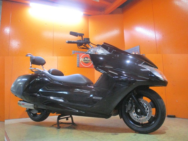 ２０１０年の後期マイチェン後のカスタムマグザムが緊急入荷！希望の方は０９０４４１８５３３２小西まで！