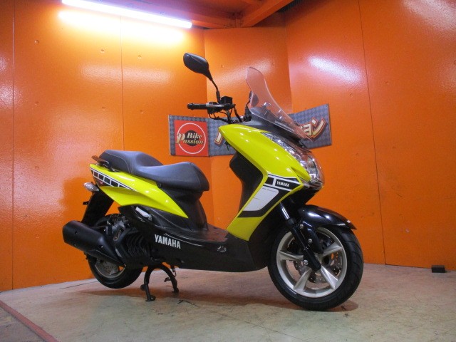 ２０１６年の受注生産カラーのビビットイエローソリッド！購入を希望の方は０９０４４１８５３３２小西まで