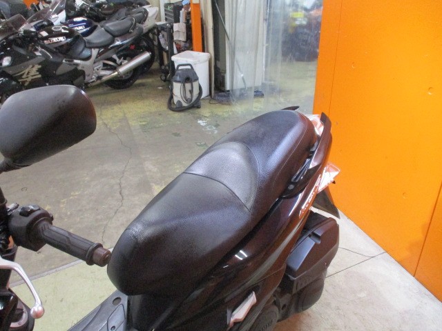 シートもこの通り破れもなければへたりもありません！来店が難しい方はお電話にて通販も可能ですよ！！