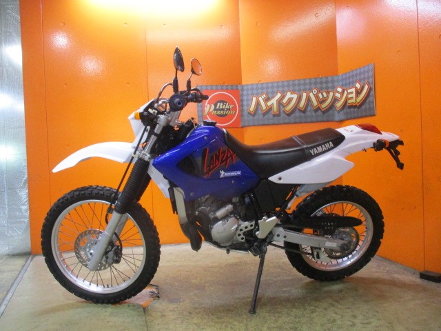 反対側もこの通り状態グッド！ご希望の方は当社でオールペンも受付中ですよ！あなただけの一台を作りましょ