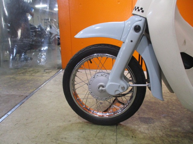 反対側もこの通り状態グッド！専門店でもディーラーでもない量販店の当社だからこそできるこの価格設定！！