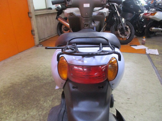 Ｒ周りもこの通り状態グッド！！当社は価格は安くても車両の質が高いので冗談抜きで常時即売れですよ！！