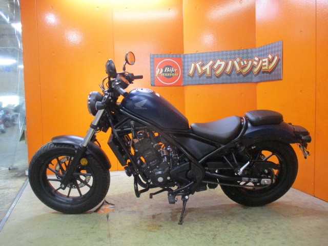 反対側もこの通り状態グッド！！専門店でもディーラーでもない量販店の当社だからこそできるこの価格設定！