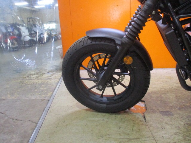 ホイールもこの通り状態グッド！Ｎｅｗアメリカンスタイルにとっても良く似合う！キャストホイール！！