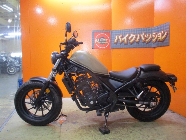 反対側もこの通り状態グッド！ＡＢＳにスリーパクラッチ搭載！これまたビギナー安心のモデルチェンジ後！！