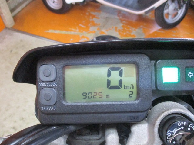 走行もびっくり低走行の９０２５ｋｍ！Ｄトラでも２５０ＳＢでもこの距離はやばい低走行車ですよ！！