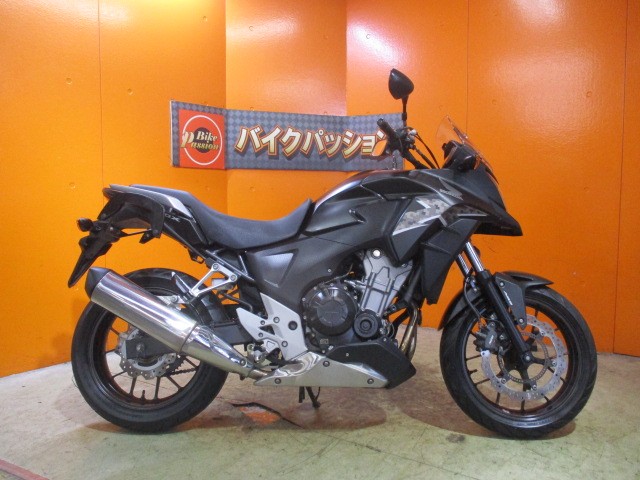 横から見てもこの通り状態グッド！外装は勿論！エンジンもマフラーも本当に状態グッドな一台は早い者勝ち！