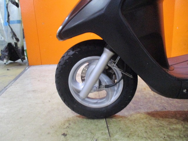 ホイールもこの通り状態グッド！！１０インチホイールは本当に取り回し最強ですよ！女性にもお勧め！！