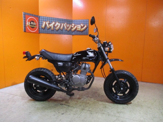 横から見てもこの通り状態グッド！！ＡＰＥは燃料消費率１Ｌ＝９３ｋｍのやばい高燃費車両！