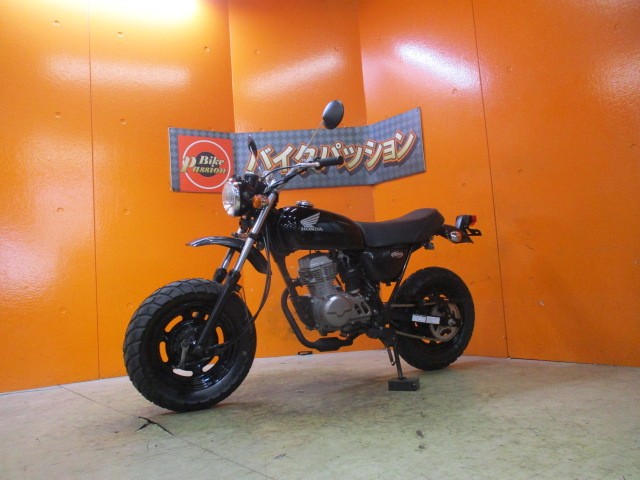 最長２４か月保証付き！！カラーも男女問わず人気の高いグラファイトブラック！！他店追従不可能価格！