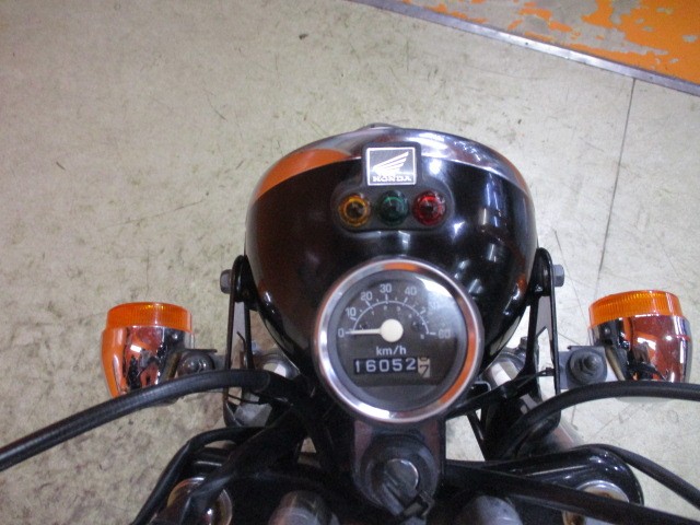 走行もまだまだの１６０５２ｋｍ！！２０１１年モデルですからオドメーターも安心の万単位！！決済価格！！