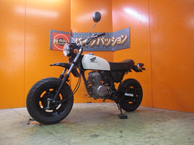 最長２４か月保証付き！！今やＡＰＥも希少車！特に高年式のＦｉモデルは希少ですので悩むのは危険ですよ！