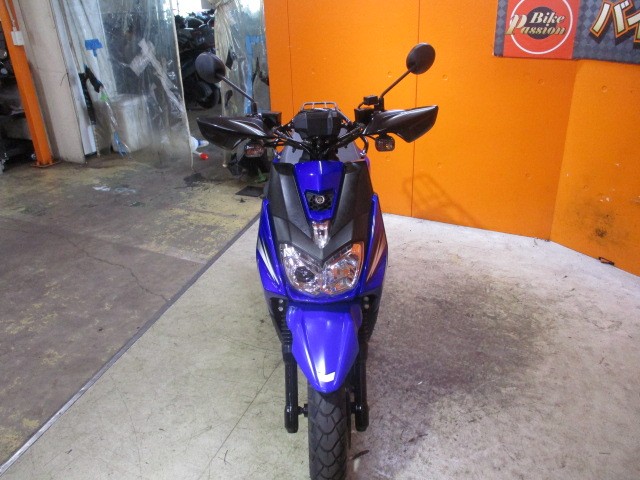 フロントから見てもこの通り状態グッド！正に２種スクのＳＵＶって感じのオフロードスタイリング！！