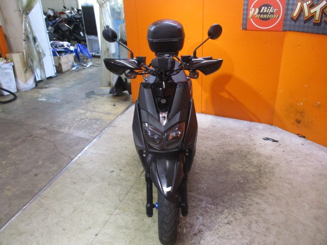 フロントから見てもこの通り状態グッド！！安心の純正フルノーマル車両！ビギナーでも安心の一台ですよ！