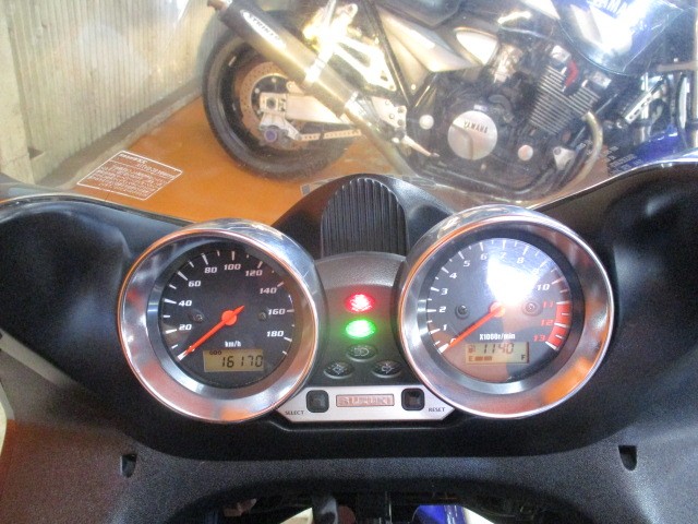 走行びっくり低走行の１６１７０ｋｍ！絶版の油冷バンディットでこの距離はびっくり低走行！上質車ですよ！