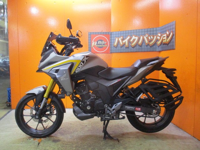 反対側もこの通り状態グッド！この新型モデルが早くも中古で入荷！ＥＴＣも付いてこの価格は安い！！