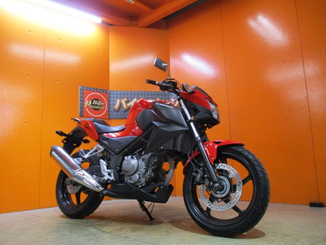 希少なＡＢＳ付きの中期モデルのＣＢ２５０Ｆが緊急入荷！購入を希望の方は０９０４４１８５３３２小西まで