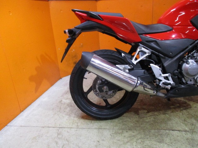 マフラーもこの通り状態グッド！Ｒ周りまで綺麗なこの一台がこの価格は正に他店追従不可能価格！