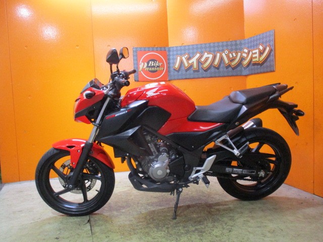 反対側もこの通り状態グッド！！来店が難しい方はお電話にて通販も可能ですよ！早い者勝ちの一台！！