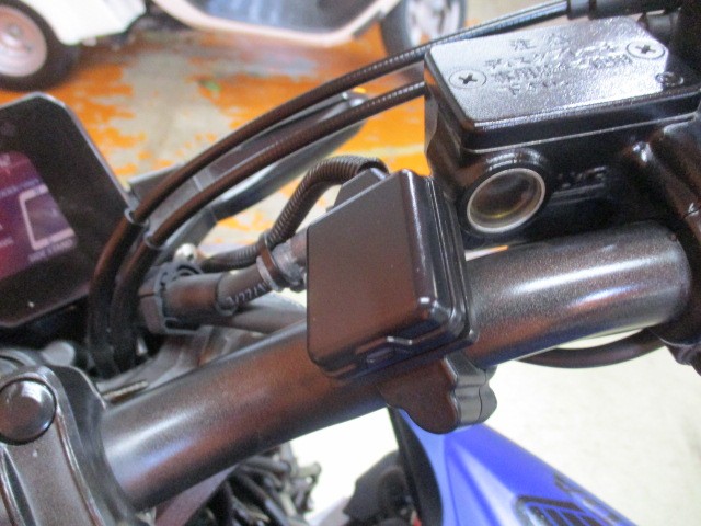 今やスマートインターも増えているので必須のＥＴＣ装備！後から新品をつければ５万以上はかかりますよ！