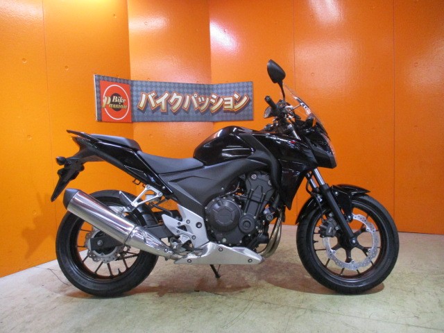 横から見てもこの通り状態グッド！！写真の通り本当に綺麗で、機関も良好な一台は早い者勝ちですよ！！