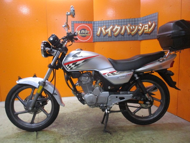 反対側もこの通り状態グッド！専門店でもない量販店のパッションだからこそできるこの価格設定！決済価格！