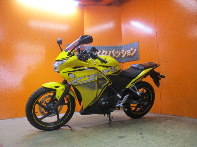 最長２４か月保証付き！！このカラーはオールペン？って思う方もいるかもしれませんが純正カラーですよ！！