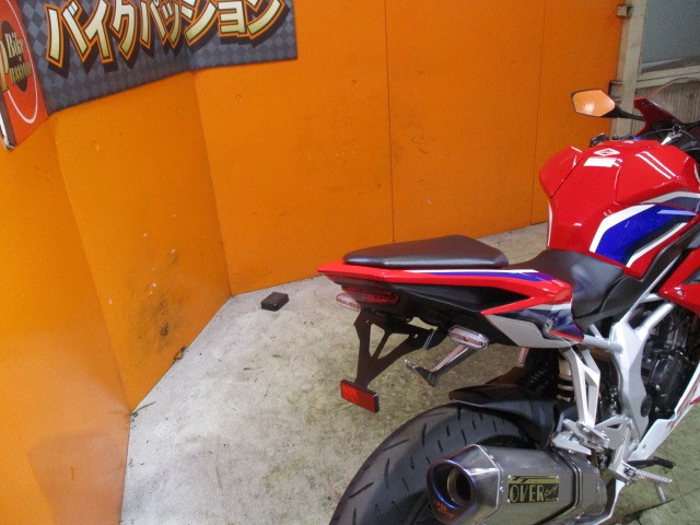 Ｒ周りは勿論フェンダーレス済み！ここはまずは押さえておきたいところですよね！それが済みは嬉しい！！