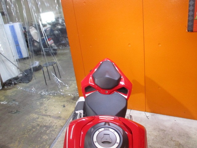 シートもこの通り破れもなければへたりもありません！来店が難しい方はお電話にて通販も勿論可能ですよ！！