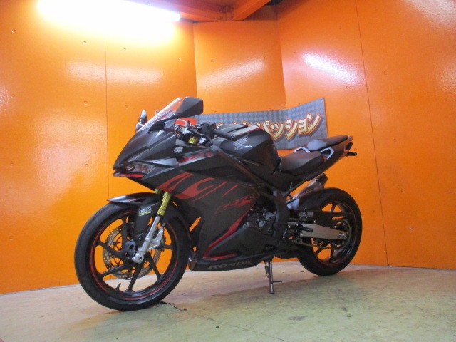 最長２４か月保証付き！カラーも人気の高いマットガンパウダーブラックメタリック！！他店追従不可能価格！