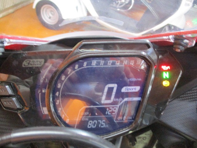 走行もびっくり低走行の８０７５ｋｍ！２０２１年モデルですからスリーパクラッチも標準装備！安心の一台！