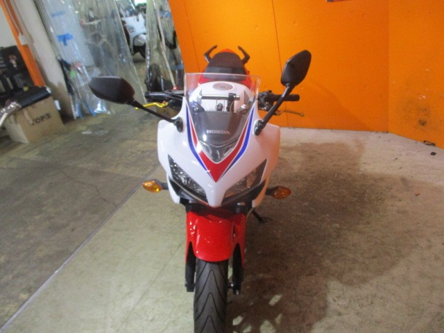 フロントから見てもこの通り状態グッド！ファイヤーブレードを彷彿させるこのフロント！！