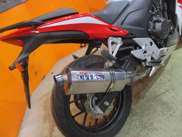 高価なＯＶＥＲマフラー装備！勿論車検も安心の政府認証マフラー！！