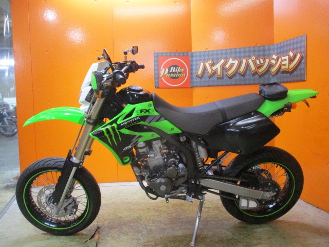 反対側もこの通り状態グッド！！来店が難しい方はお電話にて通販も可能ですよ！！勝負価格の一台！決済価格