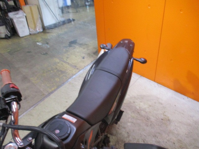 シートもこの通り破れもなければへたりもありません！当社は価格は安くても車両の質が高いので常時即売れ！