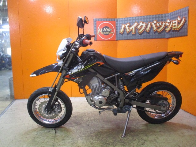 反対側もこの通り状態グッド！２０２２年１０月現在で関東全体でも僅か１４台しかない希少なＤトラ１２５！