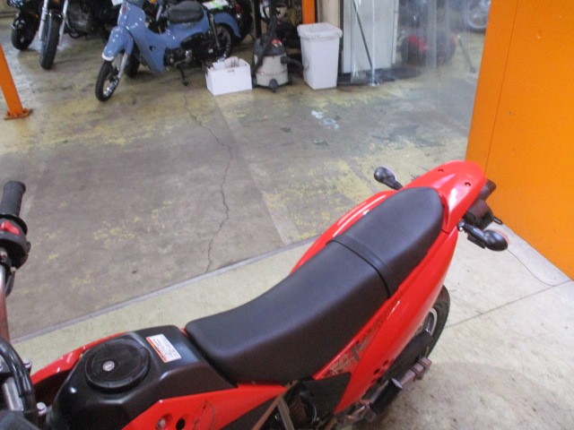 シートもこの通り破れもなければへたりもありません！マイチェン後なのでシート幅が拡大！快適性ＵＰ！！